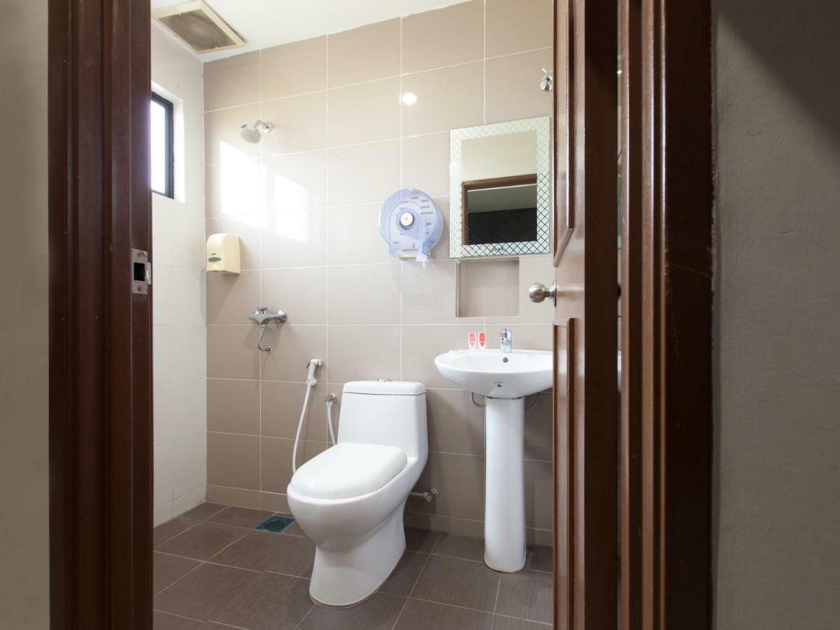 Super Oyo 1163 Hotel Pulai Ipoh Zewnętrze zdjęcie